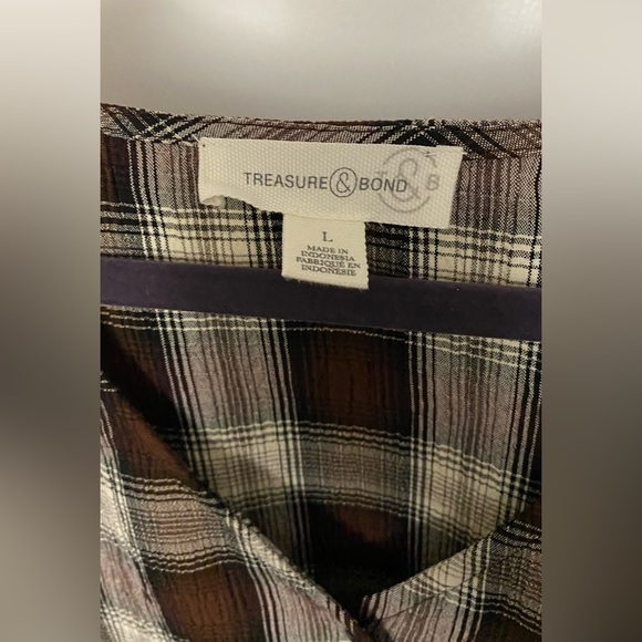 NWT Treasure & Bond Plaid V-Neck Button-Up Shirt Brown Ivory Plaid Long Sleeve L - Picture 10 of 13